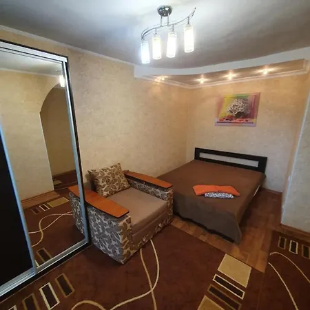 Apartment On Tarkovskogo 2 Kropywnyzkyj Exterior foto