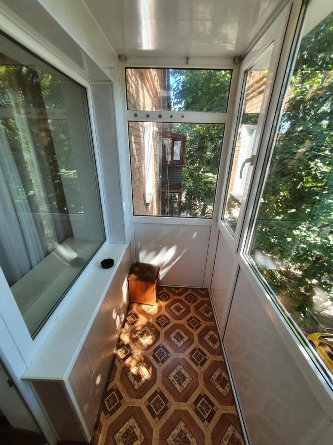 Apartment On Tarkovskogo 2 *