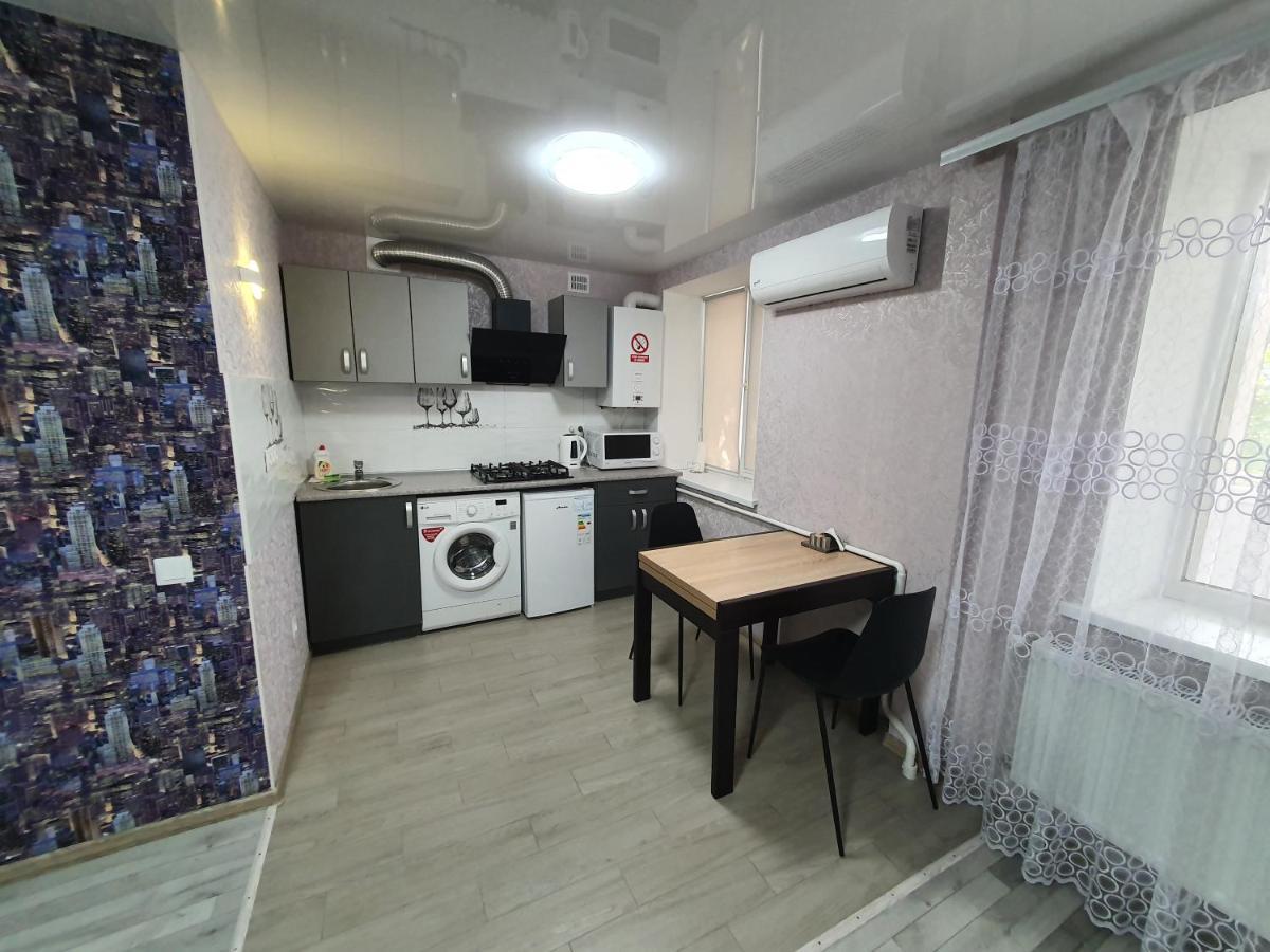 Apartment On Tarkovskogo 2 *